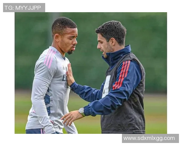 法伦斯与摩里伦斯的激烈对决揭示了足球战术的新趋势与球队实力的较量